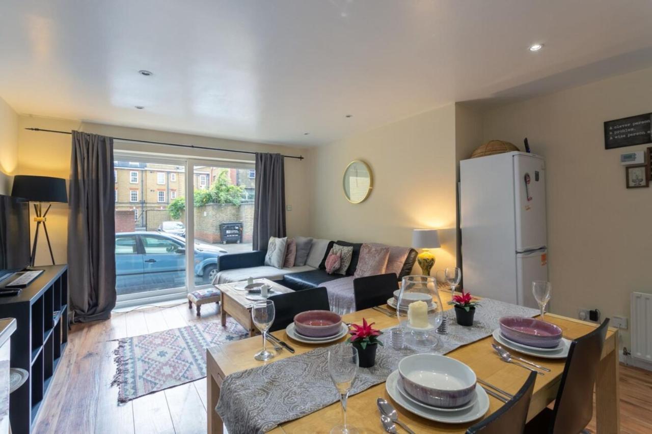 Stylish And Homely 4 Bedroom Home In East London Londres Exterior foto