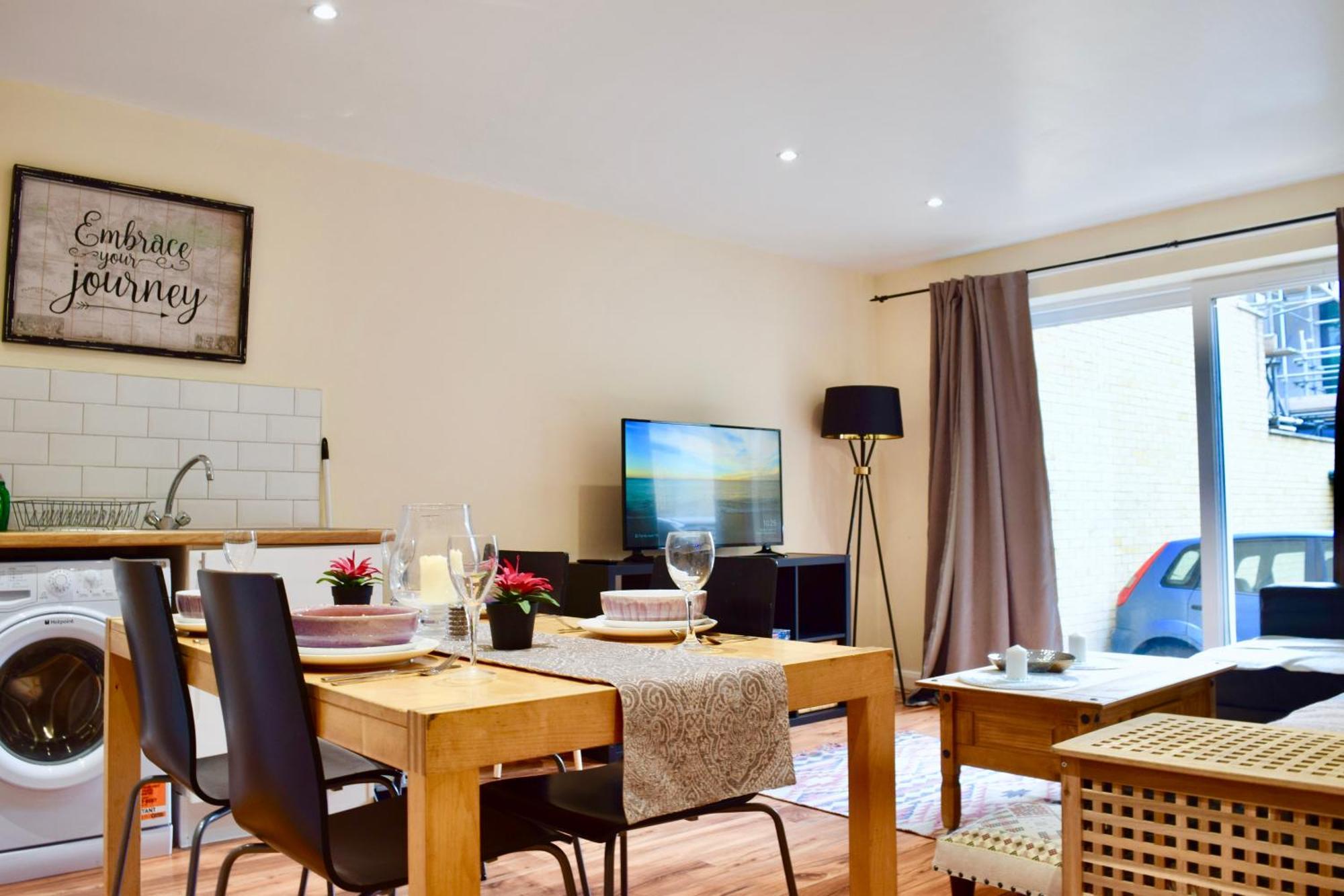 Stylish And Homely 4 Bedroom Home In East London Londres Exterior foto