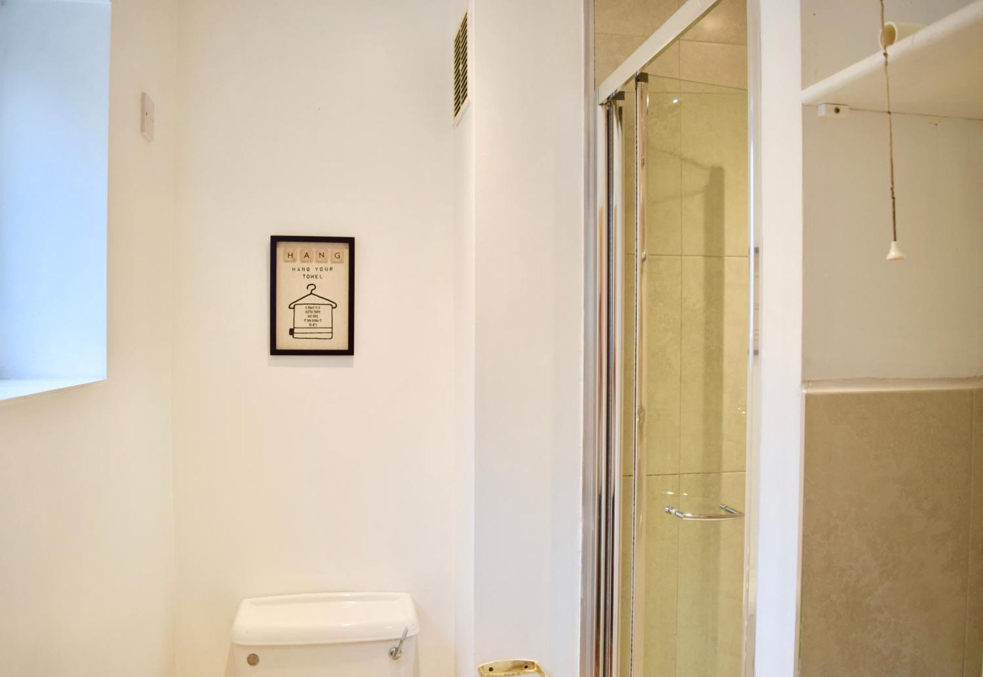 Stylish And Homely 4 Bedroom Home In East London Londres Exterior foto