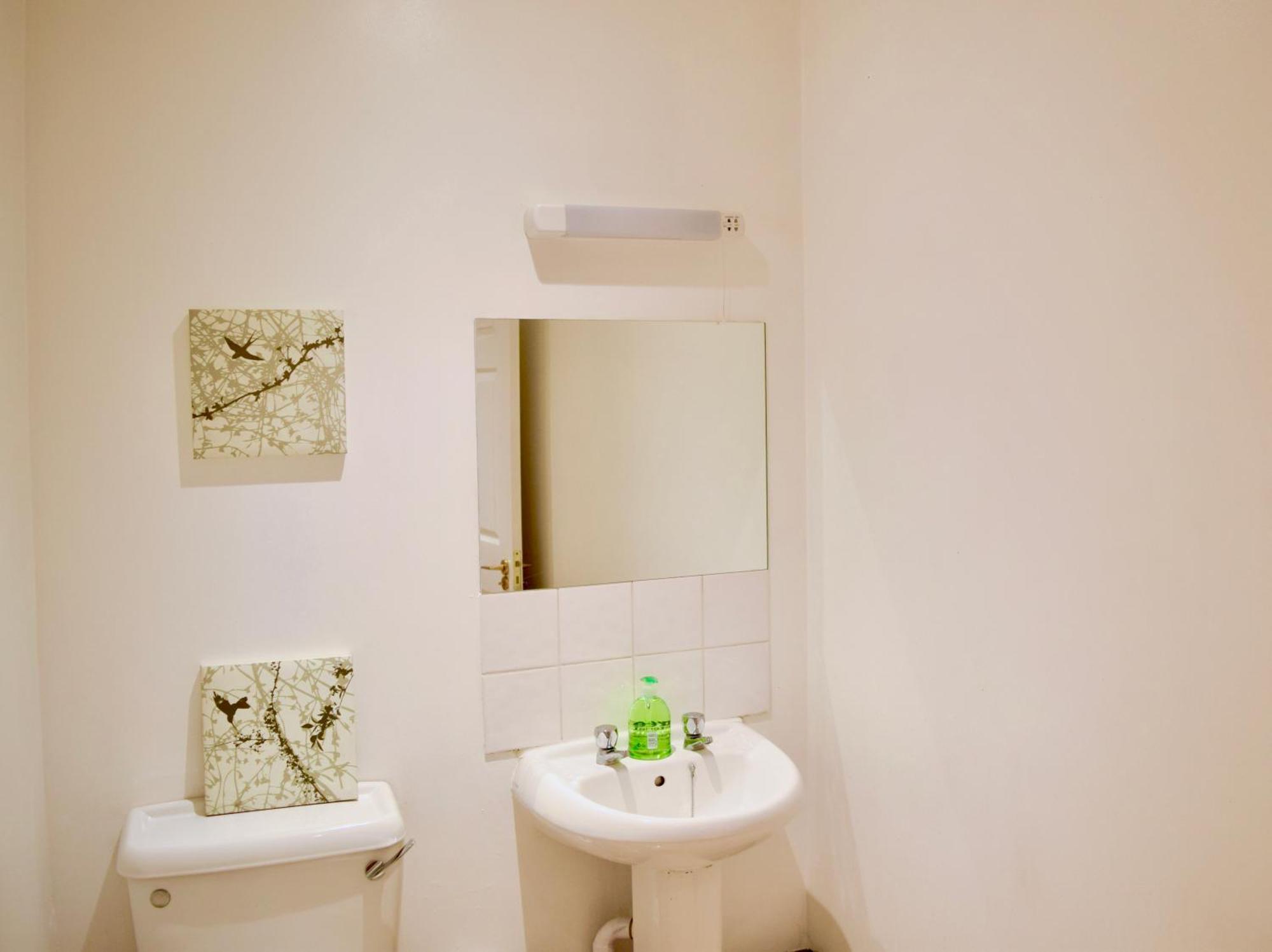 Stylish And Homely 4 Bedroom Home In East London Londres Exterior foto